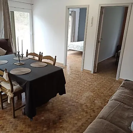 Holiday home Deux Etangs Poissonneux Au Milieu Des Bois Avec Moderne, La Halte Des Deux Lacs *