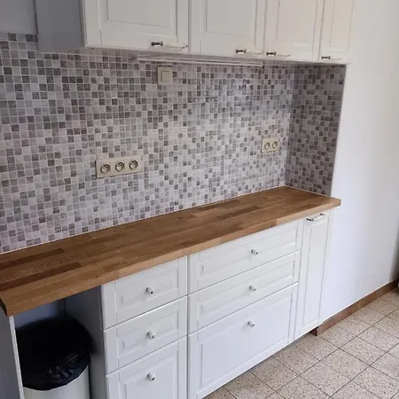 Deux Etangs Poissonneux Au Milieu Des Bois Avec Moderne, La Halte Des Deux Lacs * Rosée