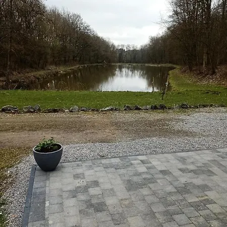 בית נופש Deux Etangs Poissonneux Au Milieu Des Bois Avec Moderne, La Halte Des Deux Lacs