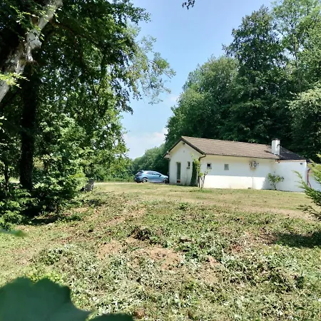 Deux Etangs Poissonneux Au Milieu Des Bois Avec Moderne, La Halte Des Deux Lacs Holiday home *