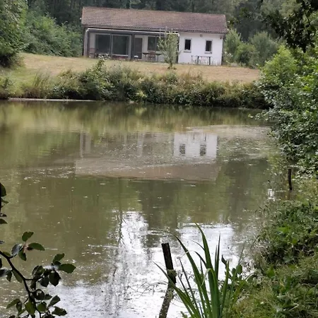 Deux Etangs Poissonneux Au Milieu Des Bois Avec Moderne, La Halte Des Deux Lacs בית נופש